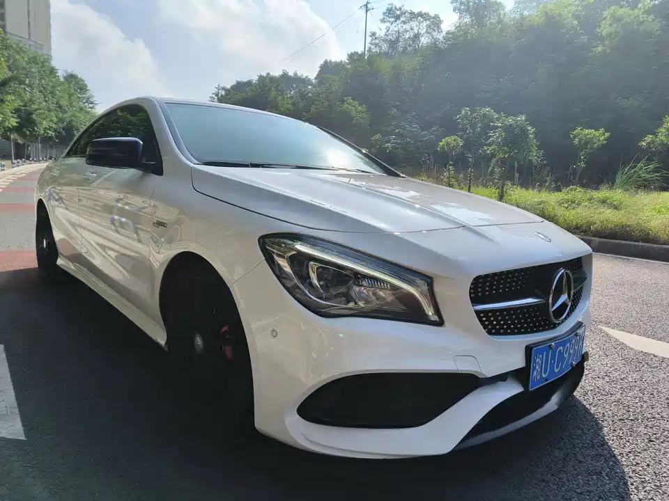 Mercedes-Benz CLA