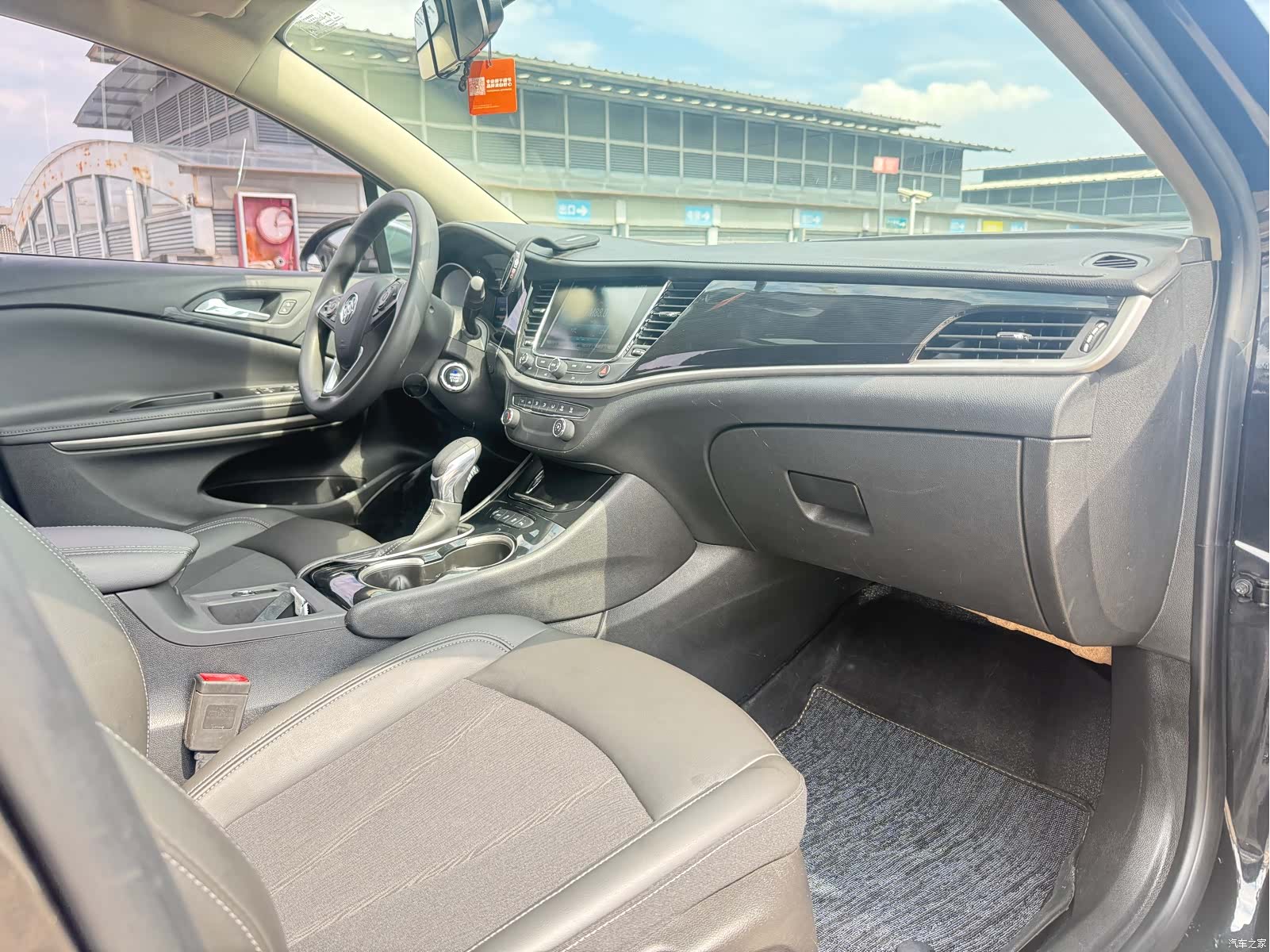 Buick Verano, 2018 6