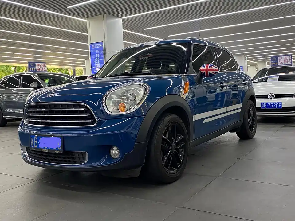 MINI COUNTRYMAN