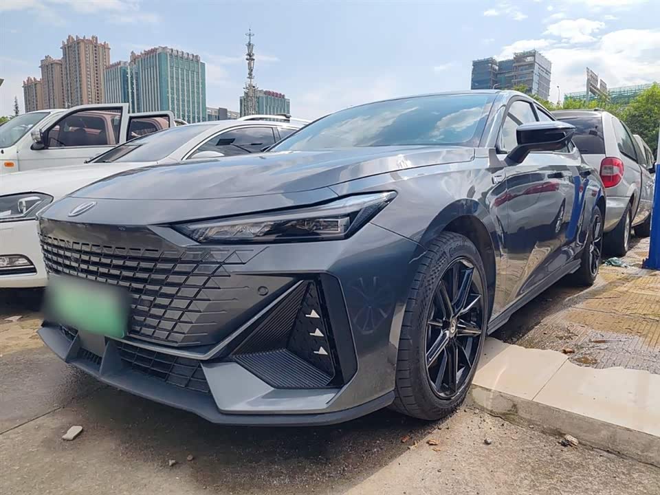 Changan UNI-V Smart iDD