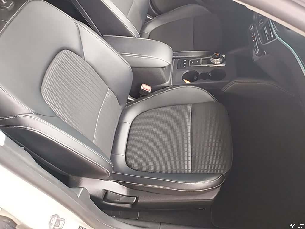 Ford Focus, 2021 25