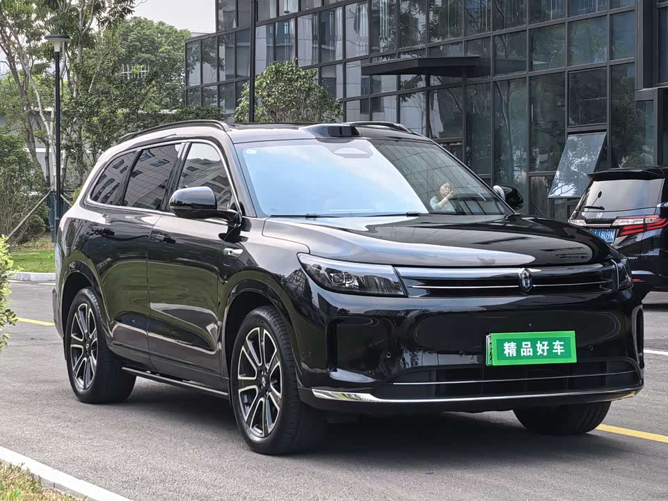 AITO Ask the world M7