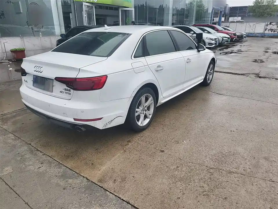 Audi A4L
