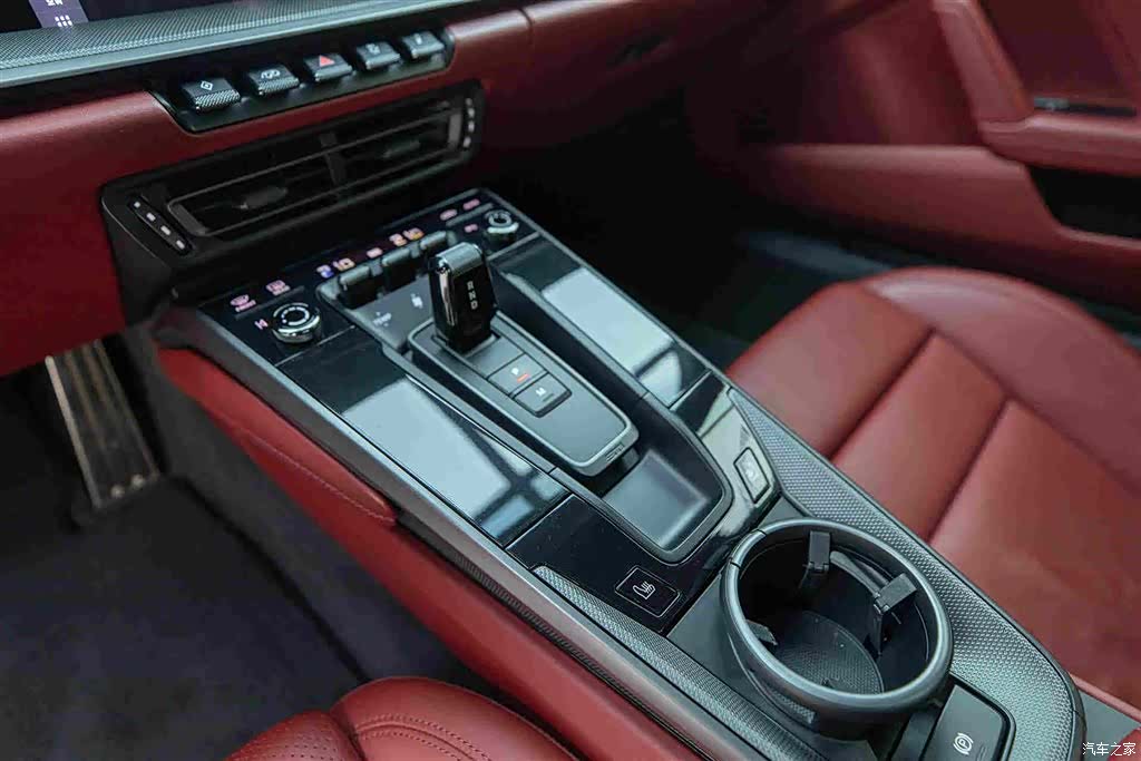Porsche 911, 2020 12