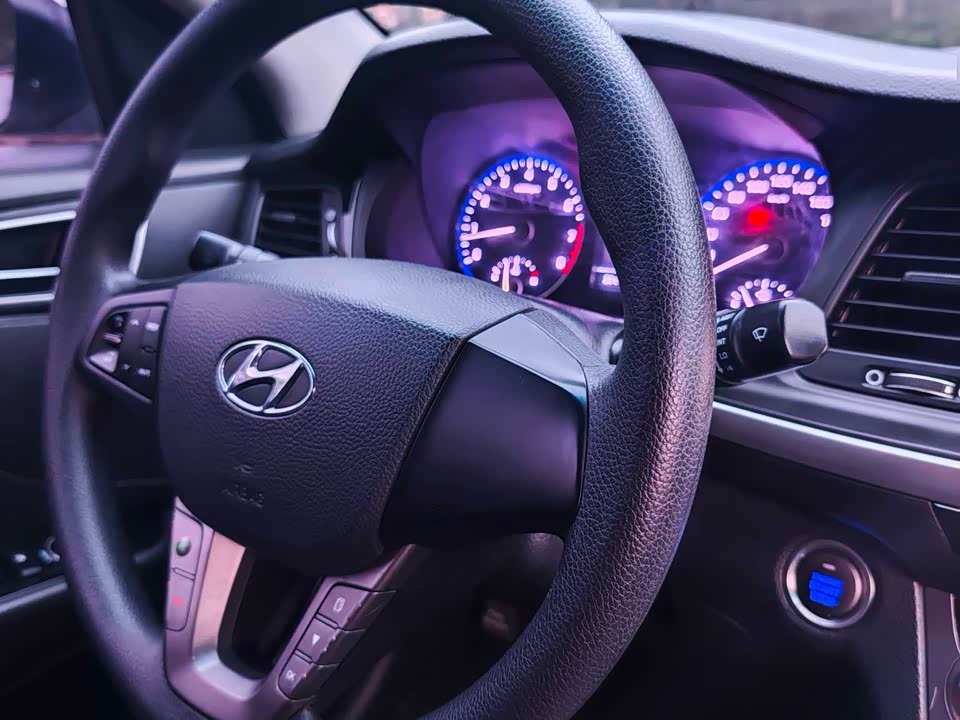 Hyundai Name picture