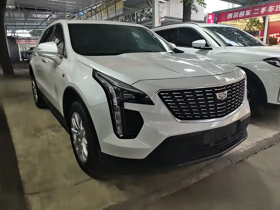 Cadillac XT4