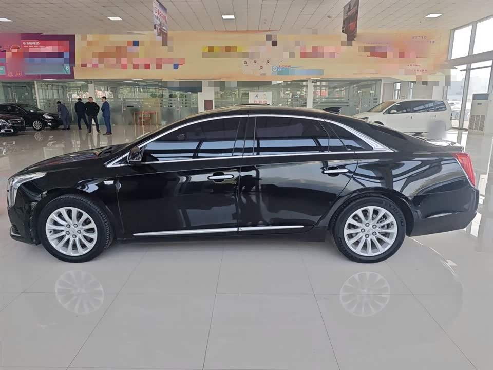 Cadillac XTS