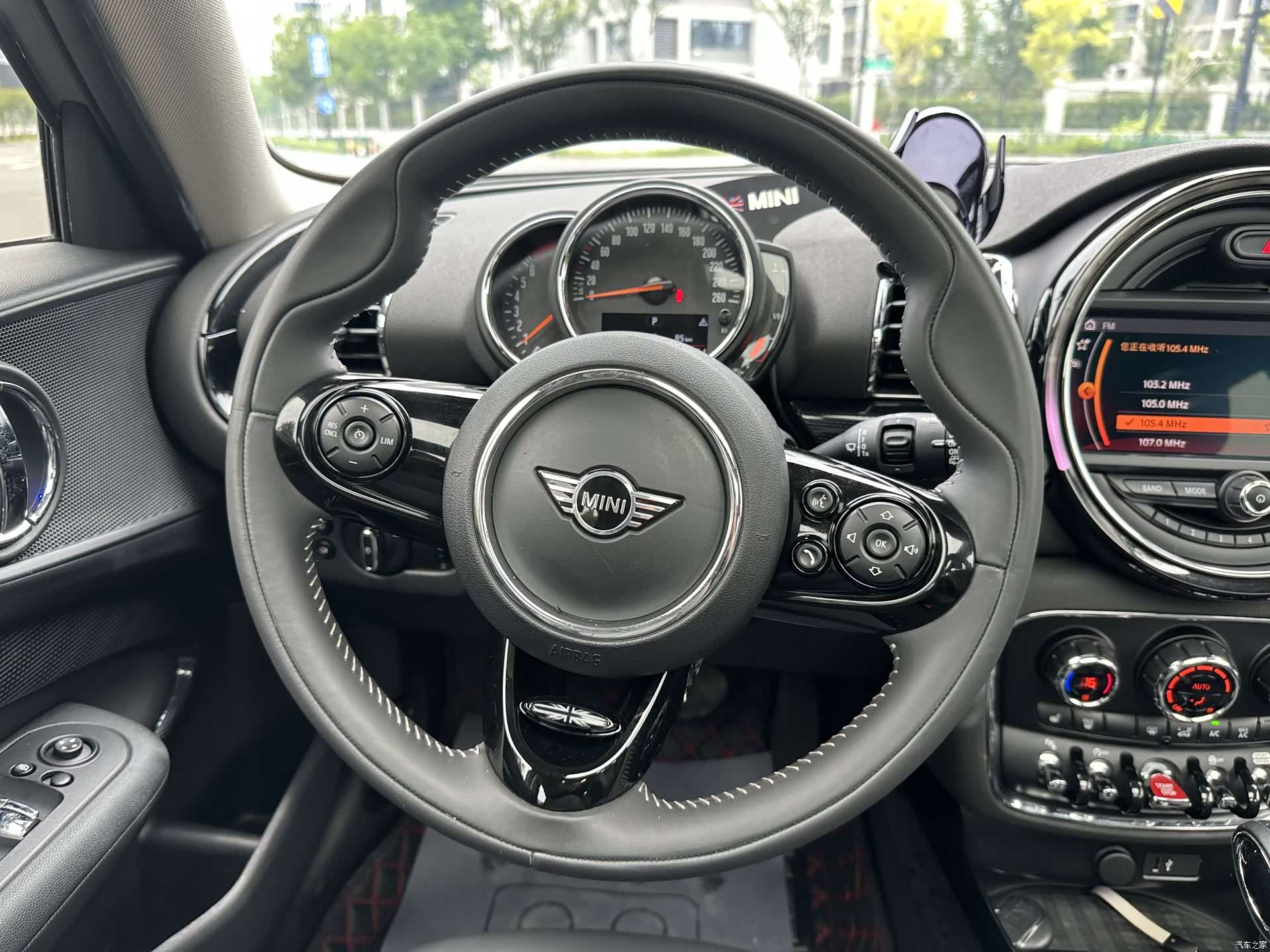 Mini Clubman, 2019 16