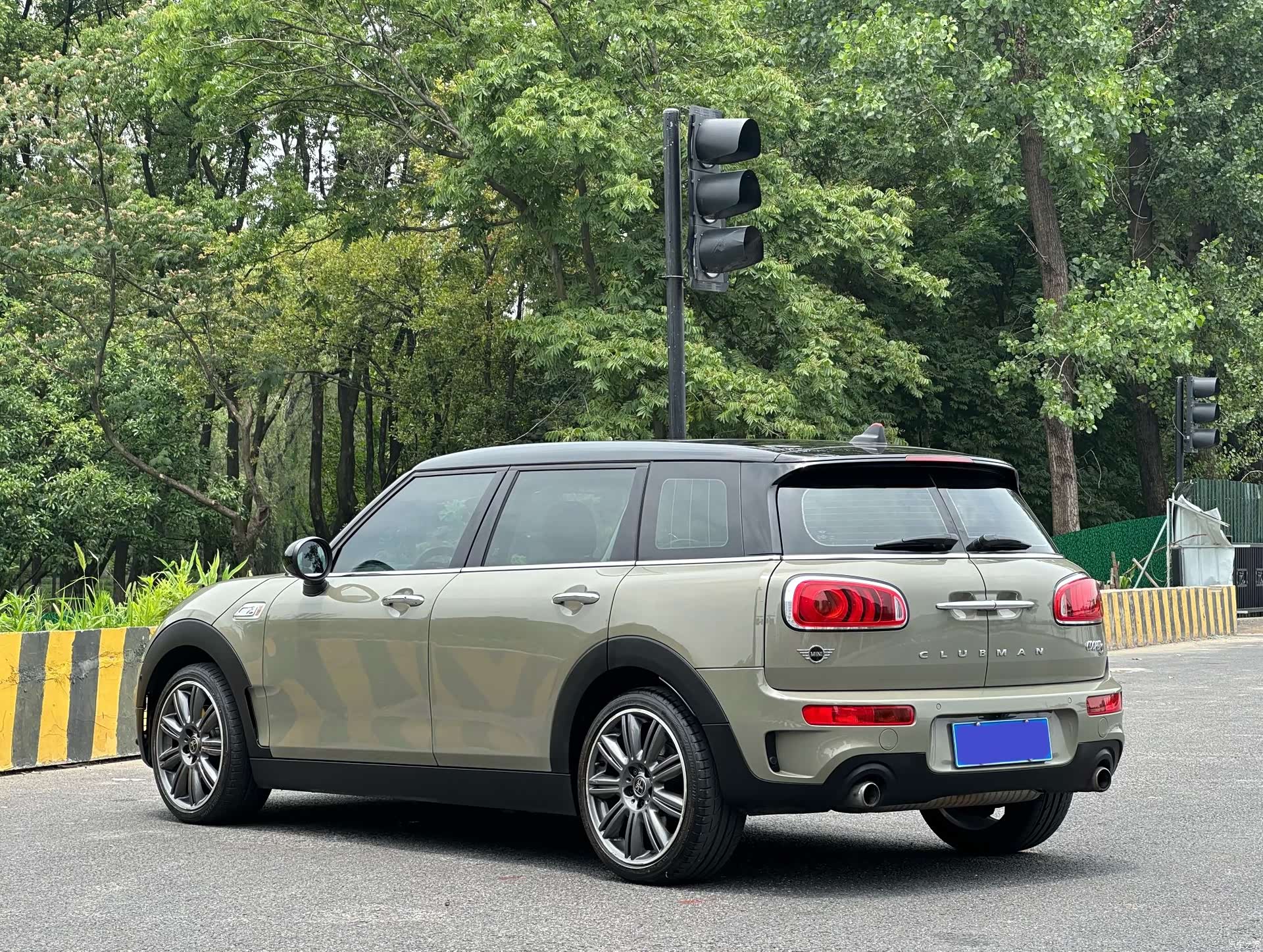 Mini Clubman, 2019 все фото