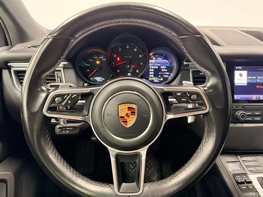 Porsche Macan, 2018 12