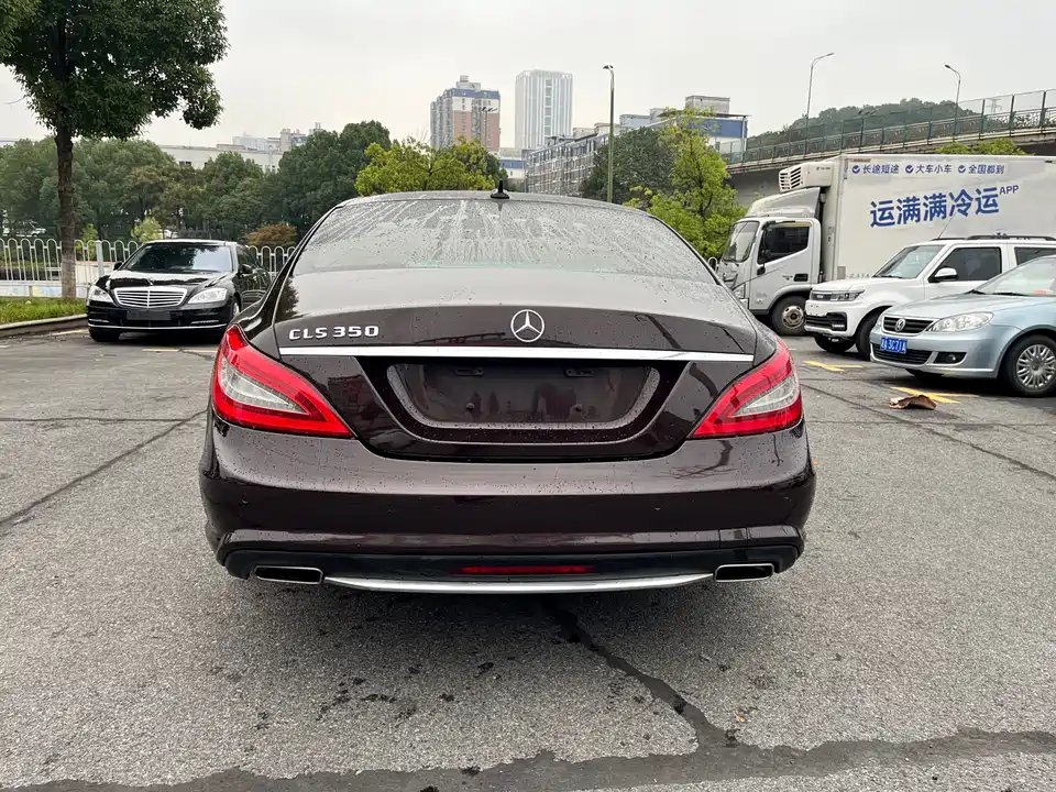 Mercedes-Benz CLS