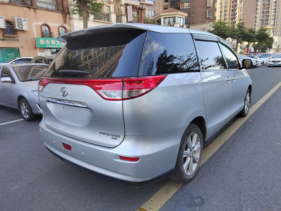 Toyota Previa