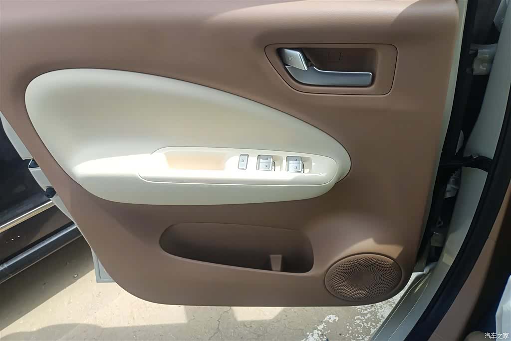 Wuling MINIEV, 2025 7