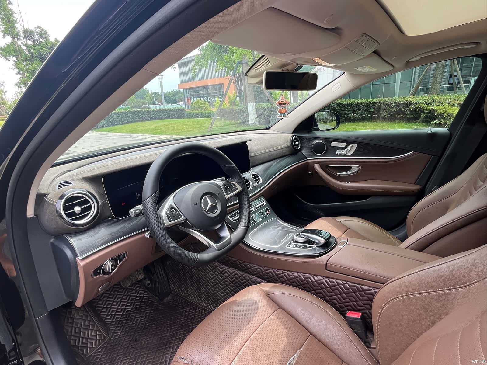 Mercedes-Benz E-Class, 2018 4