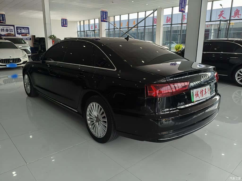 Audi e-tron, 2019 6