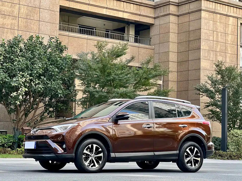 Toyota RAV4 Rongfang