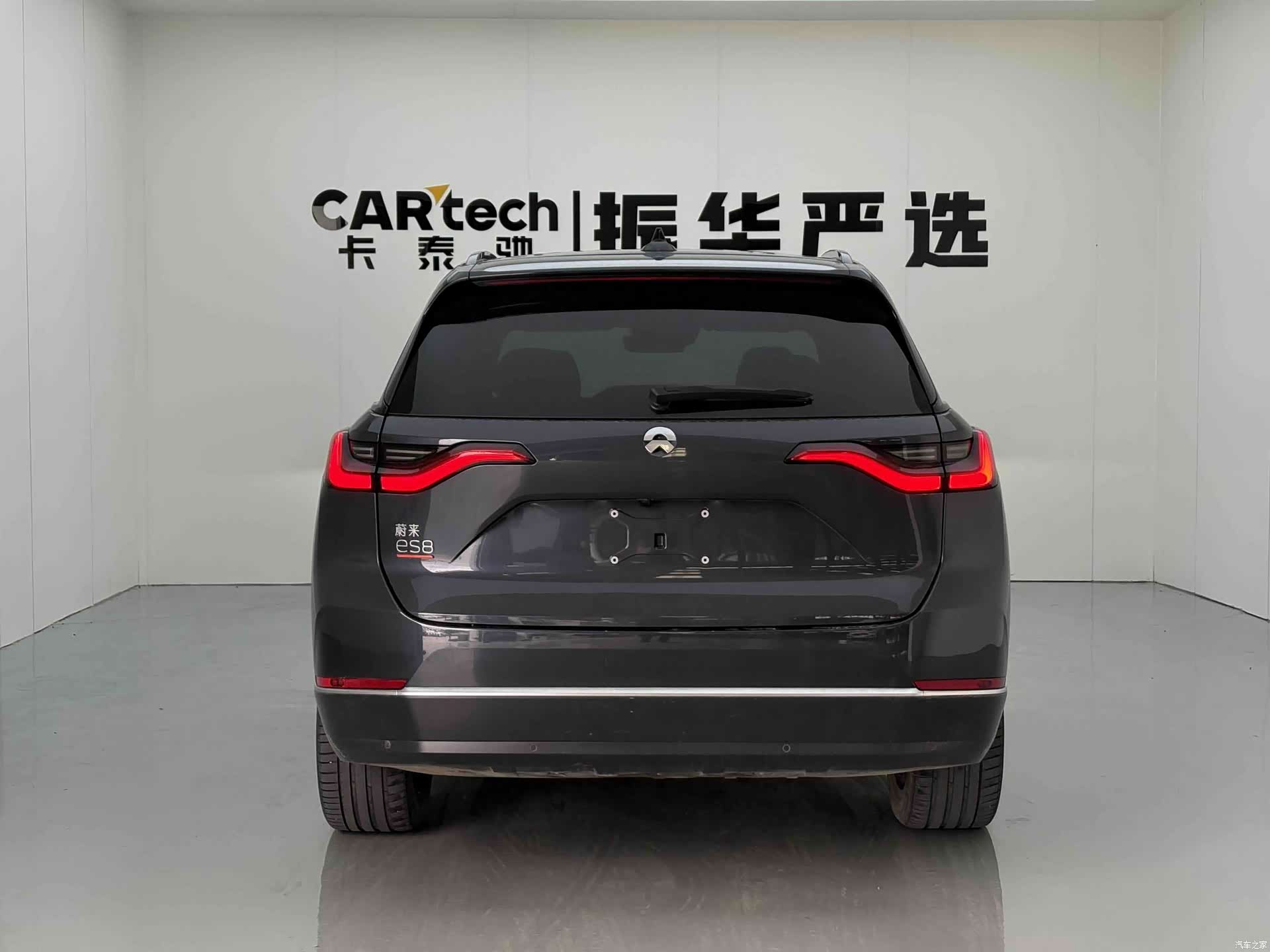 NIO ES8, 2021 11