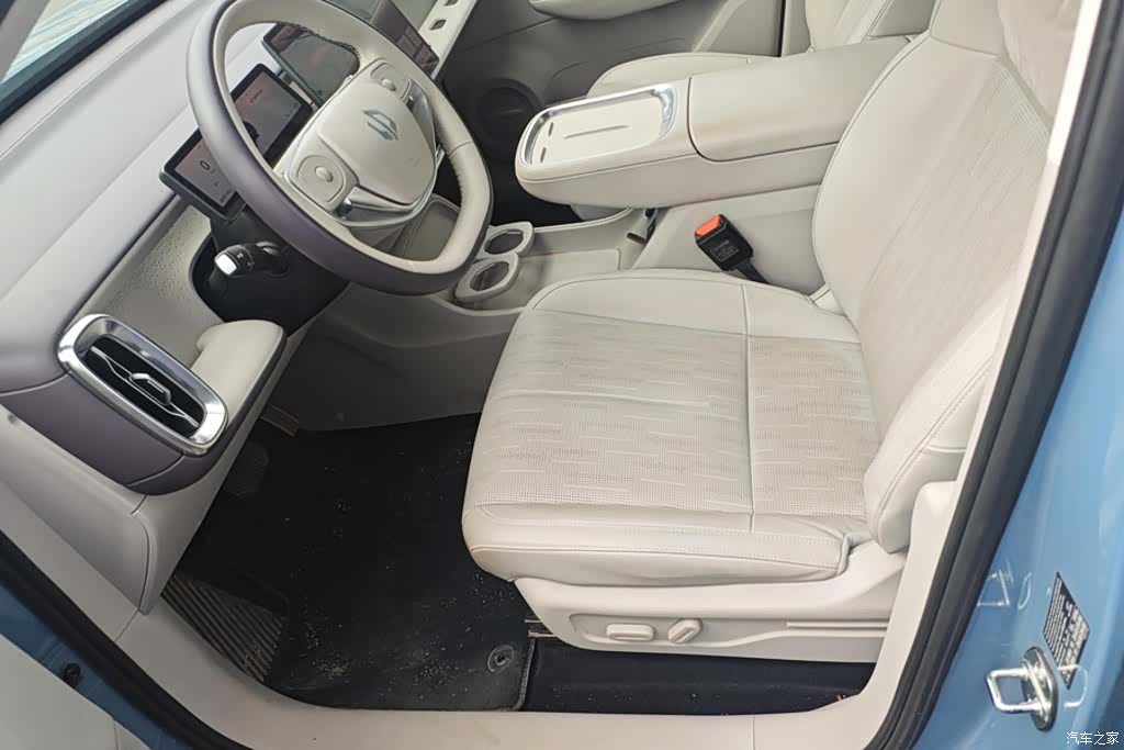 Leapmotor B10, 2025 9