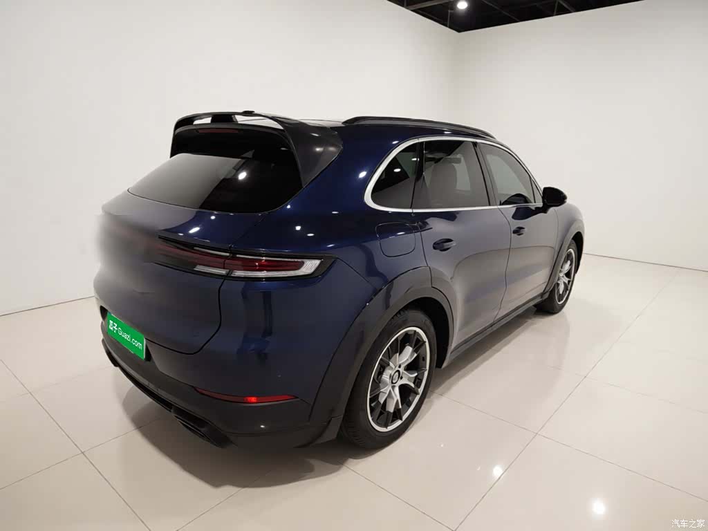 Porsche Cayenne, 2023 12