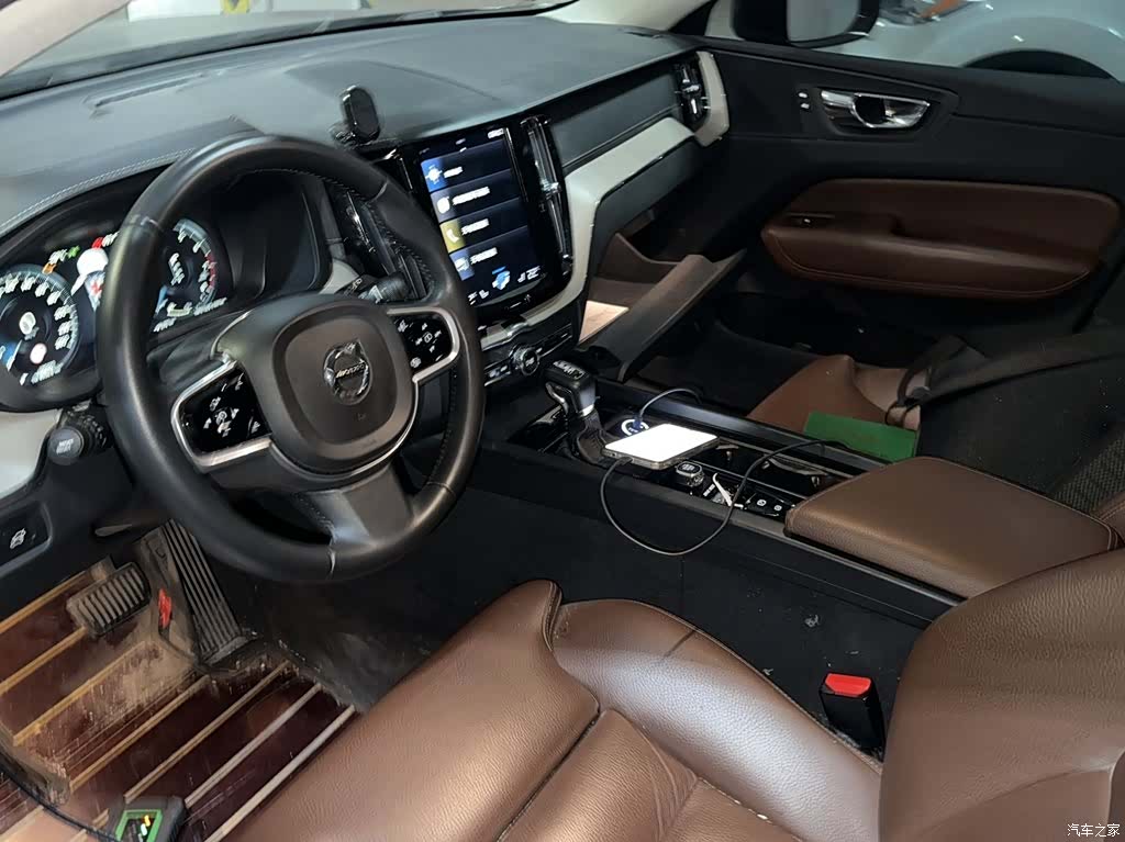 Volvo XC60, 2018 9