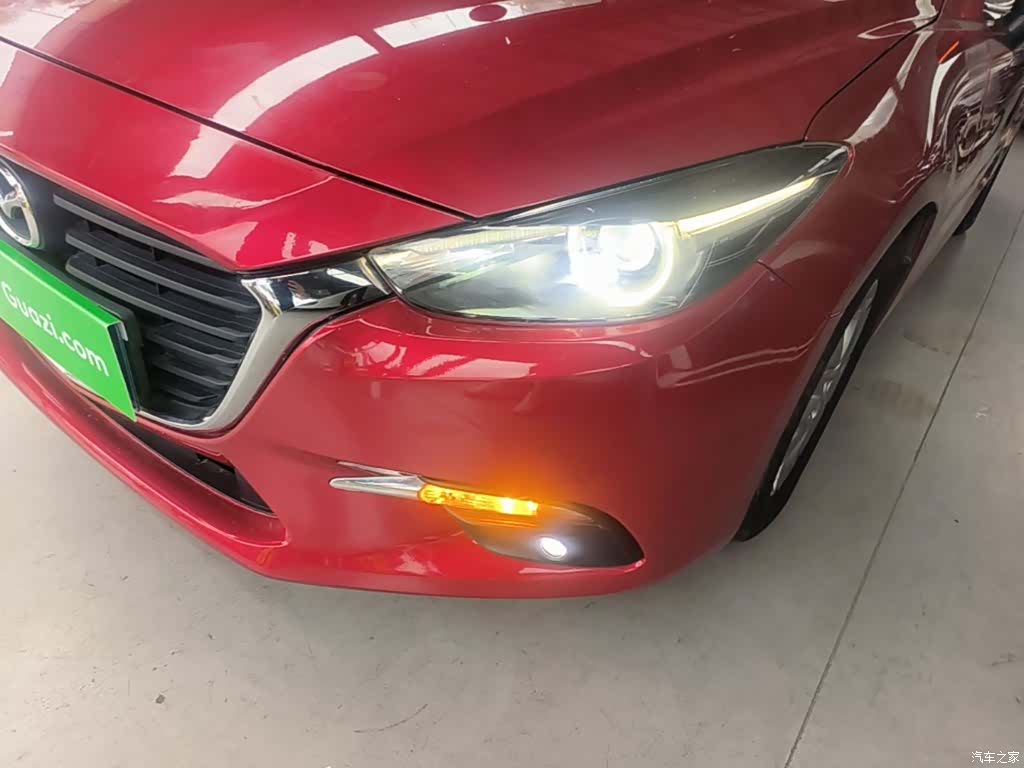 Mazda Mazda3, 2018 24