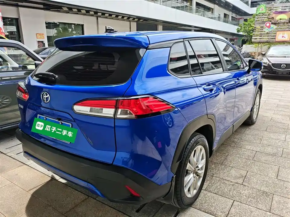 Toyota Corolla Sharp amplifier