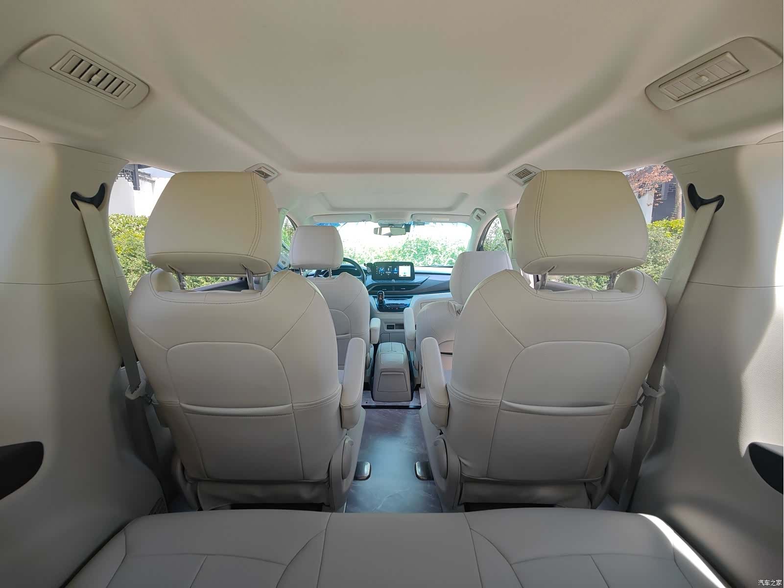 Buick GL8, 2023 26