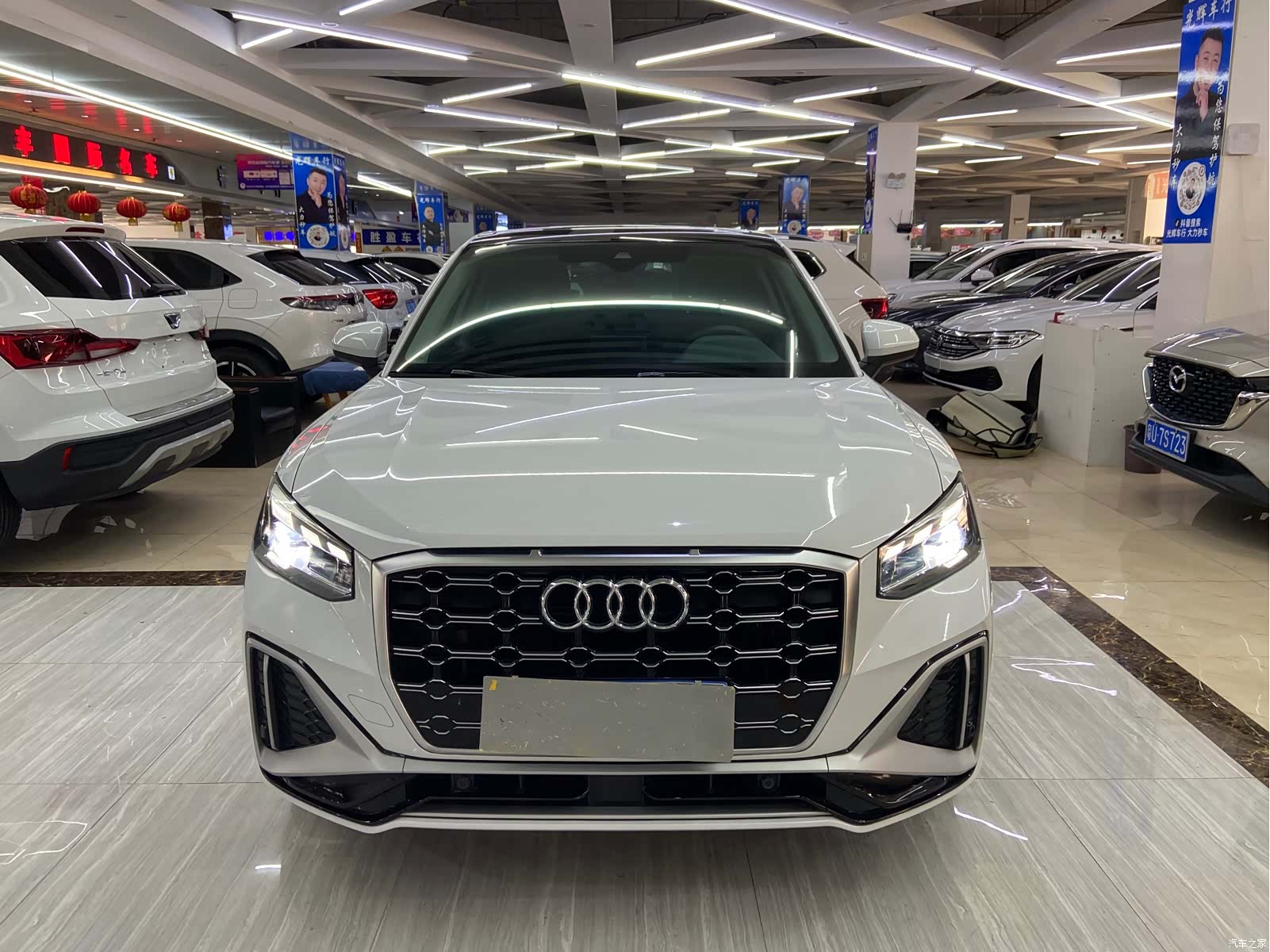 Audi Q2L, 2022 2