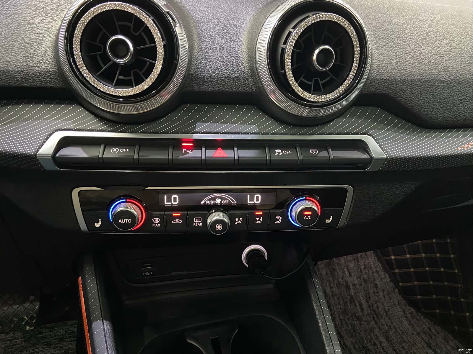 Audi Q2L, 2022 27
