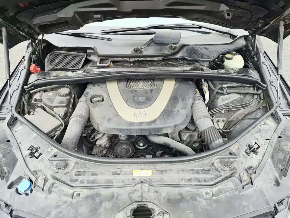 Mercedes-Benz R-class