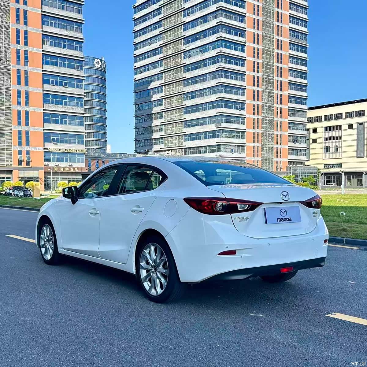 Mazda Mazda3, 2014 7