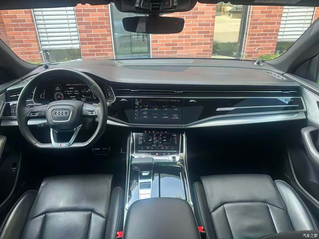Audi Q8, 2020 все фото