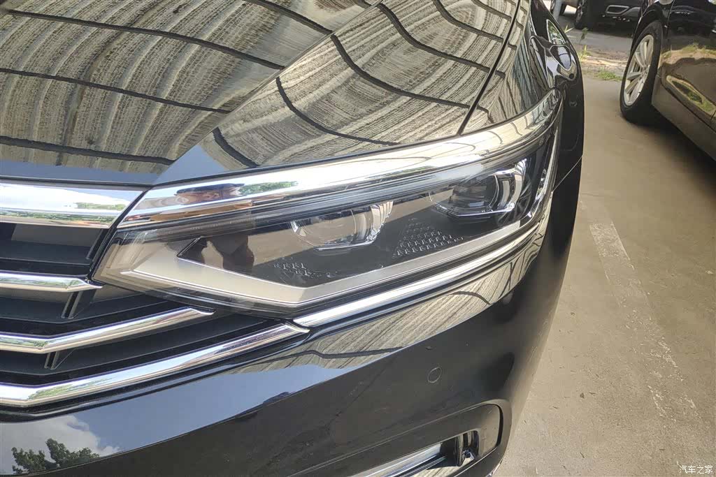 Volkswagen Magotan, 2022 все фото