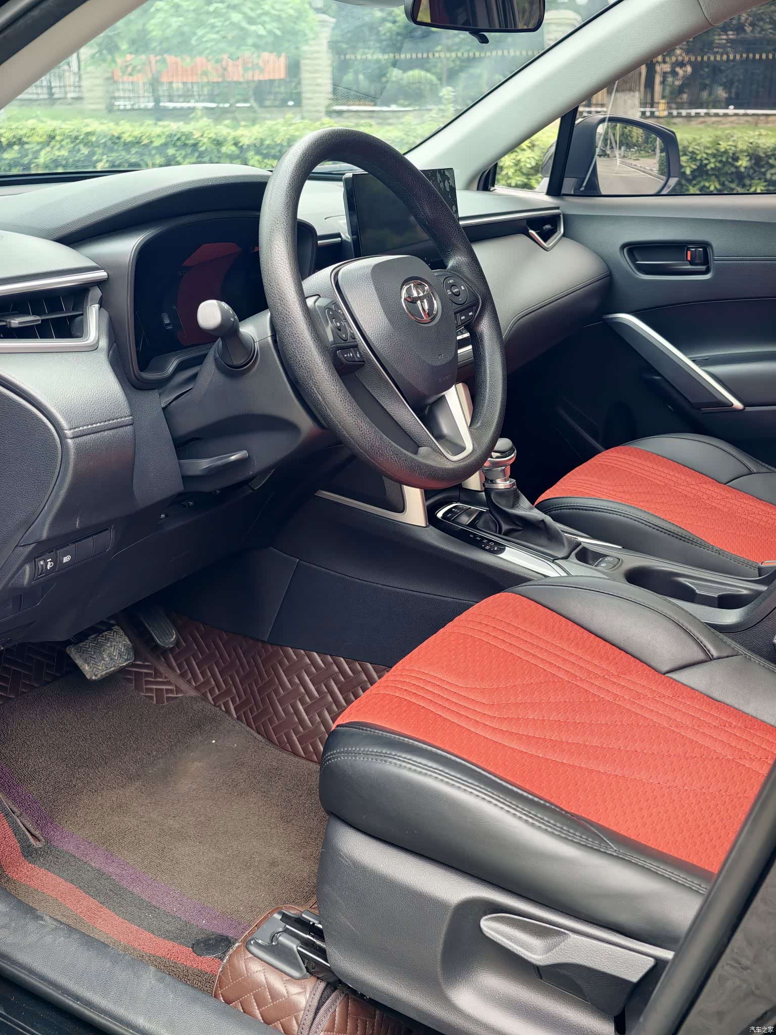Toyota Frontlander, 2023 9