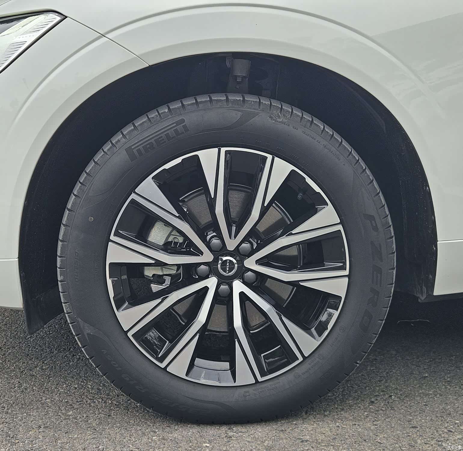 Volvo XC60, 2024 22