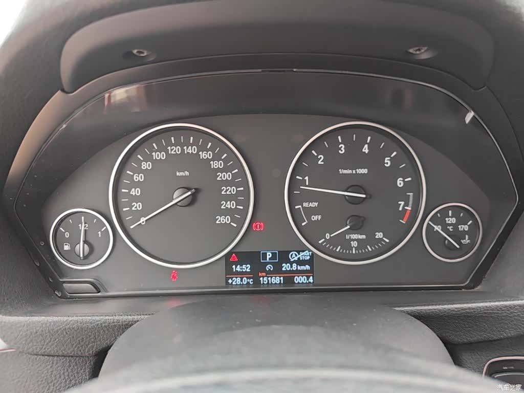 BMW 3 Series, 2016 12