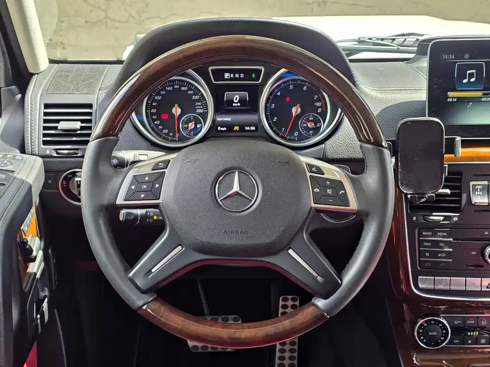 Mercedes-Benz G-class