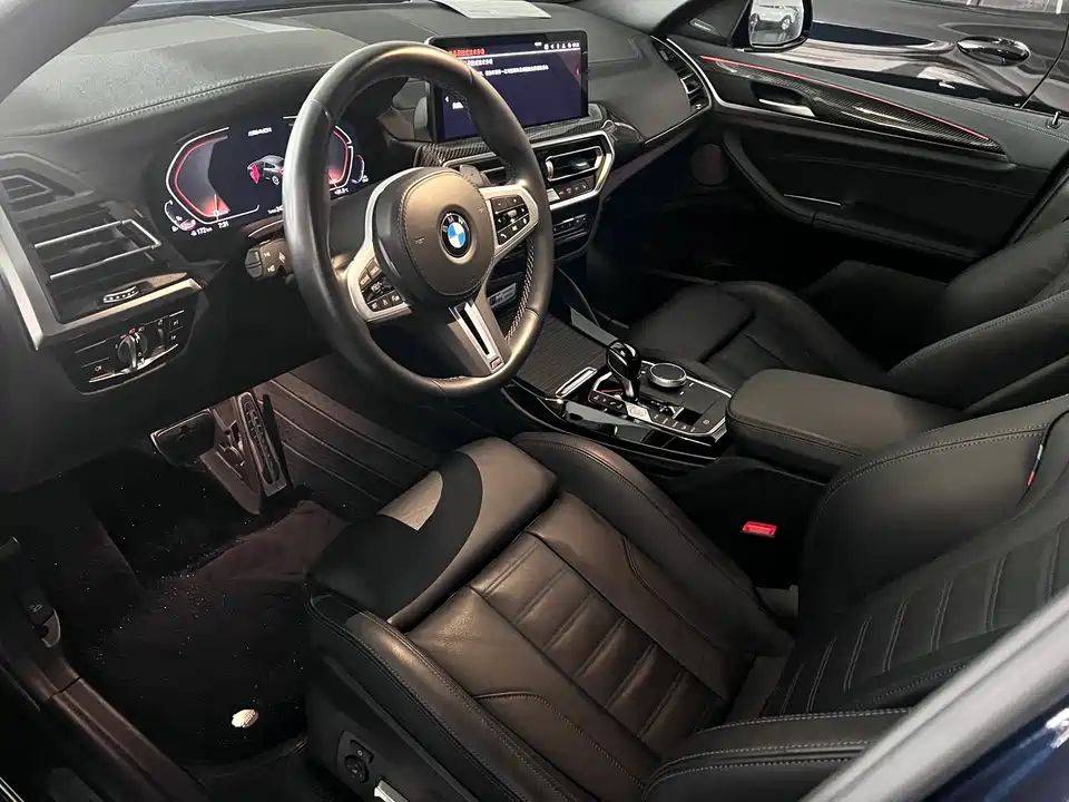 BMW X4 M40i