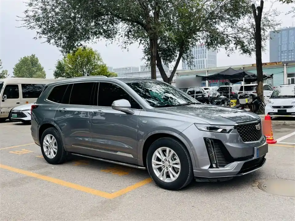 Cadillac XT6
