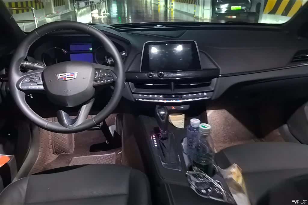 Cadillac CT4, 2023 12