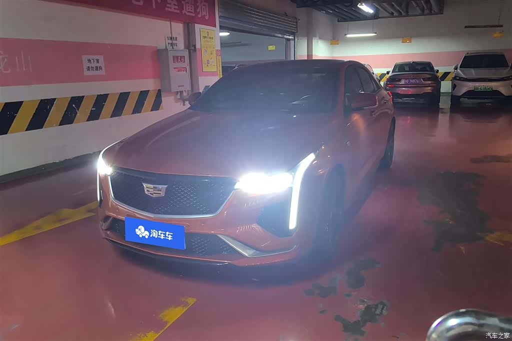 Cadillac CT4, 2023 1