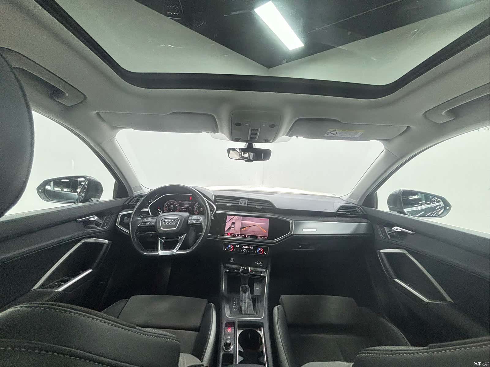 Audi Q3, 2022 9