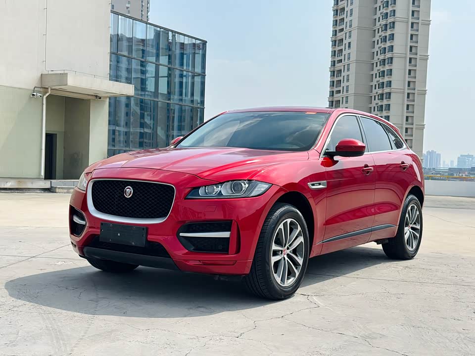 Jaguar F-PACE