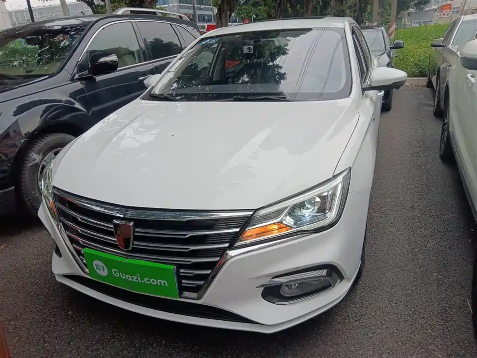 Roewe i5