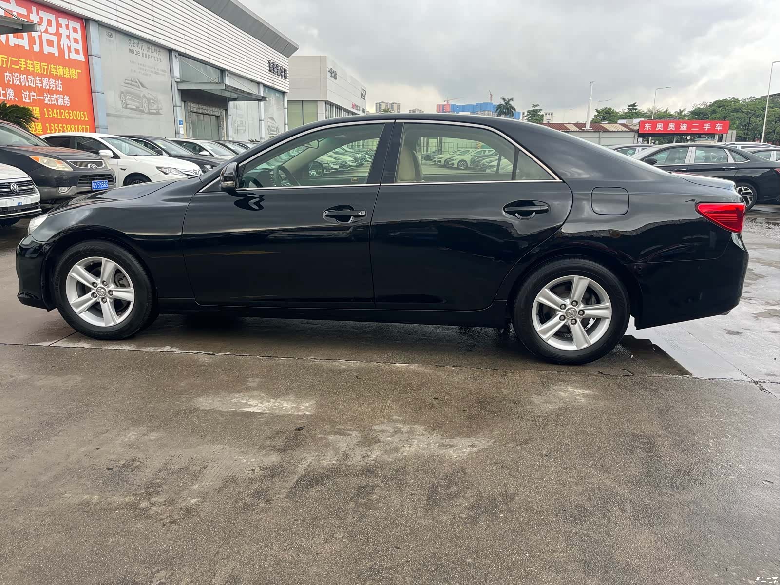 Toyota 2.5V, 2012 11