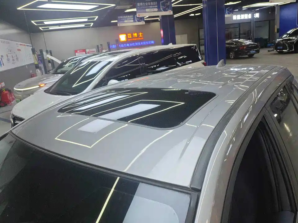 Toyota Corolla Sharp amplifier