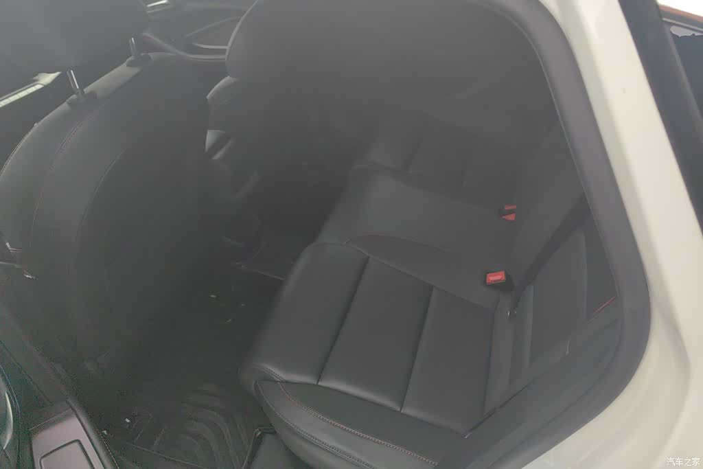MG MG5, 2024 11
