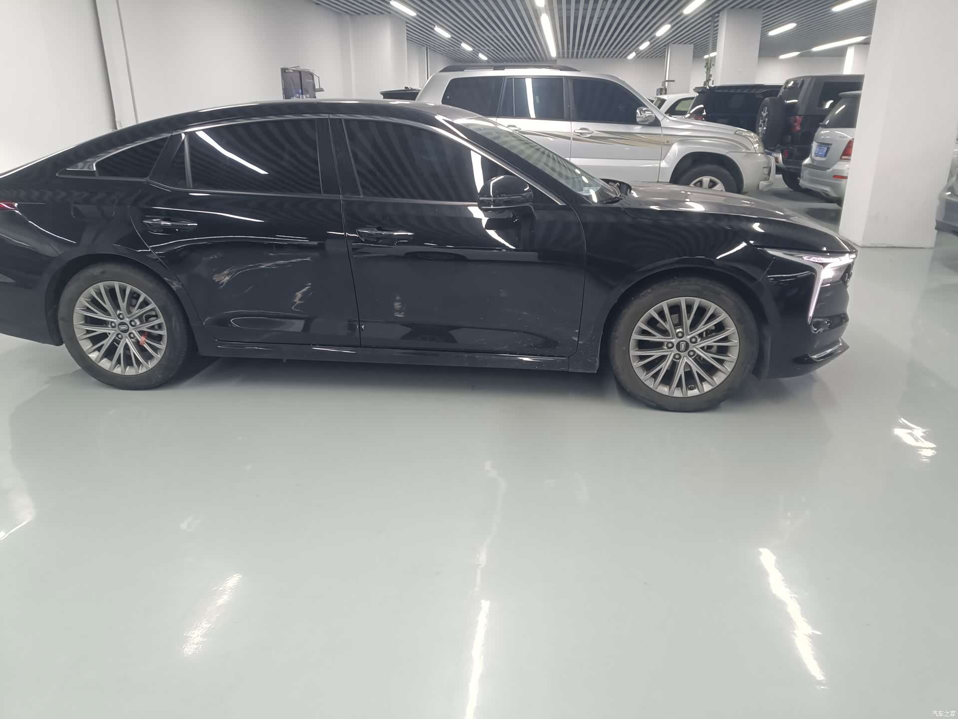 Bestune B70, 2023 4