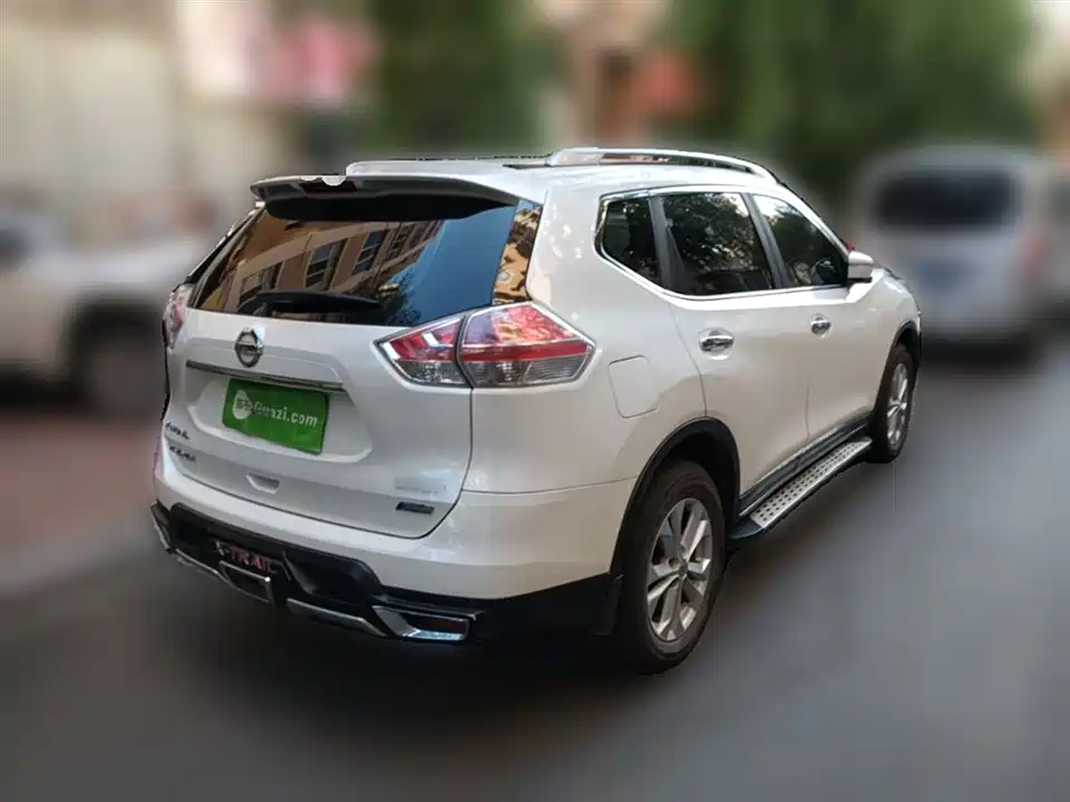 Nissan Qijun