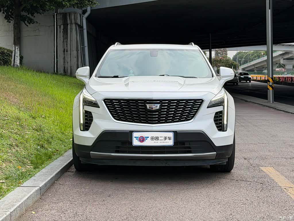 Cadillac XT4, 2021 2